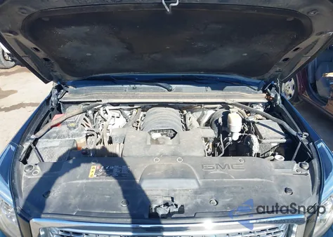 2017 GMC Yukon Denali z USA, uszkodzony, nr VIN 1GKS2CKJ2HR176831